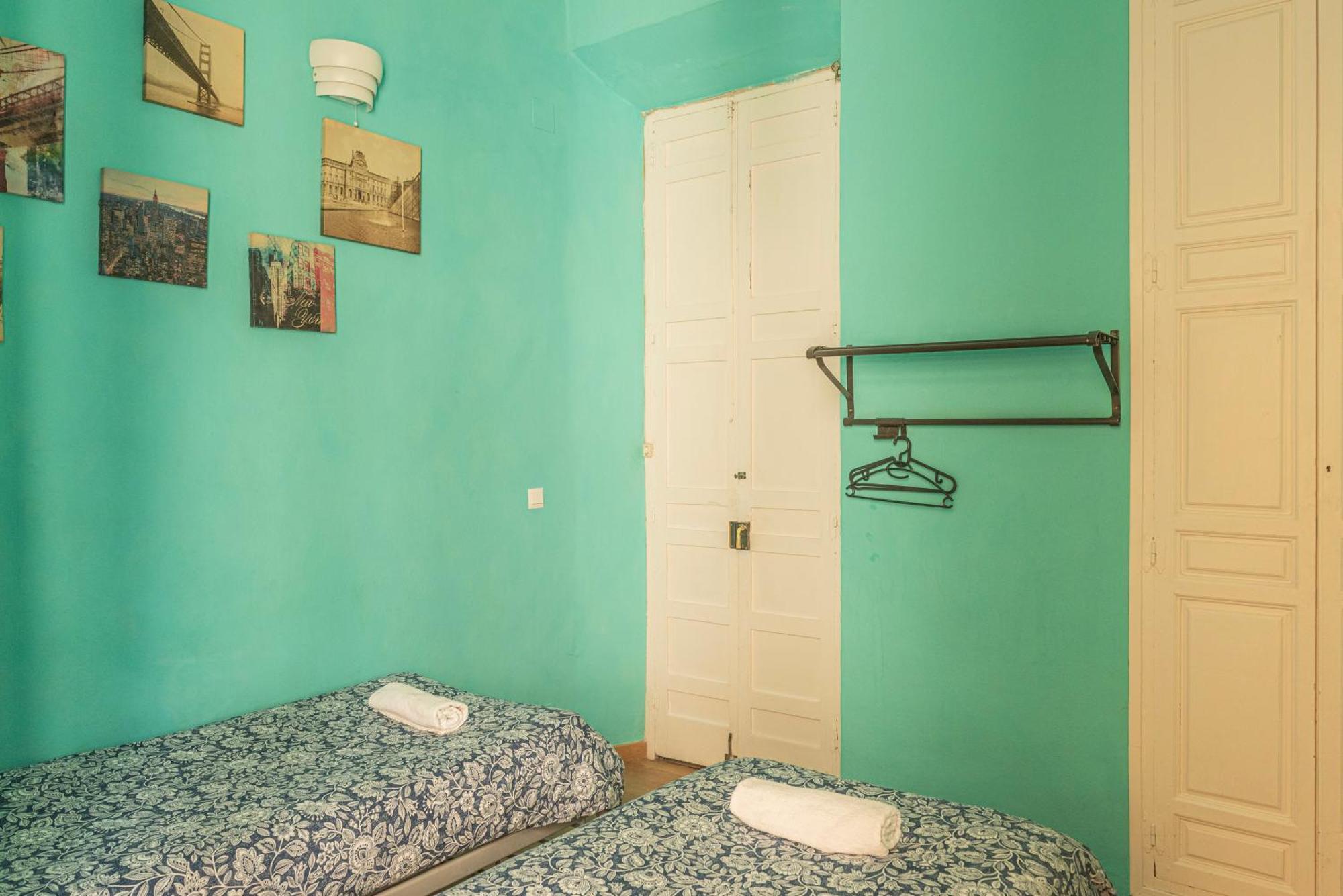 Private In Historic Building On The Square Kwatera prywatna Malaga