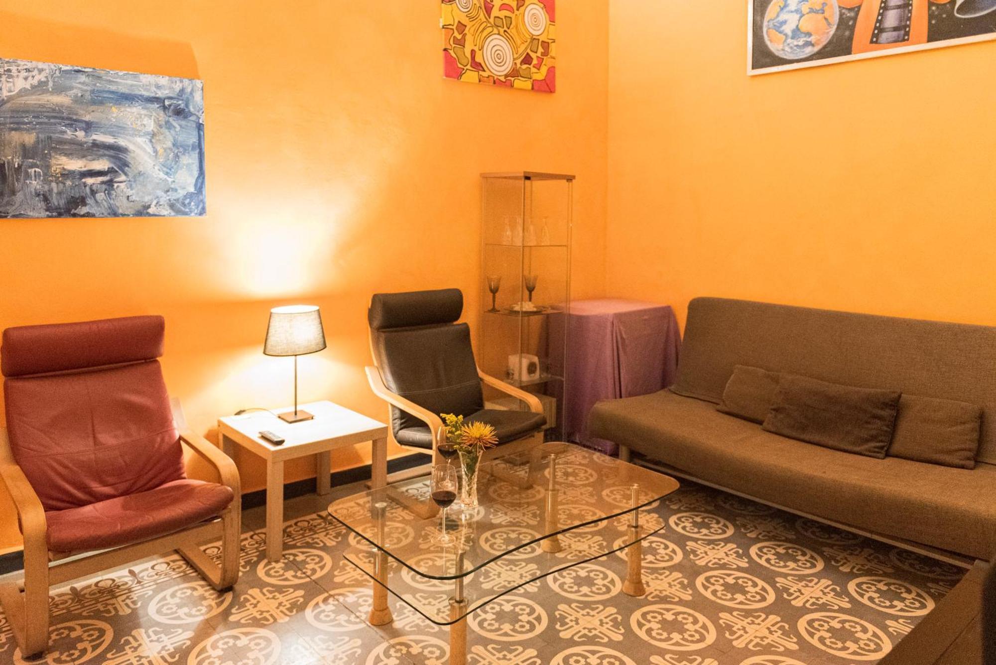 Private In Historic Building On The Square Accommodatie bij particulieren *